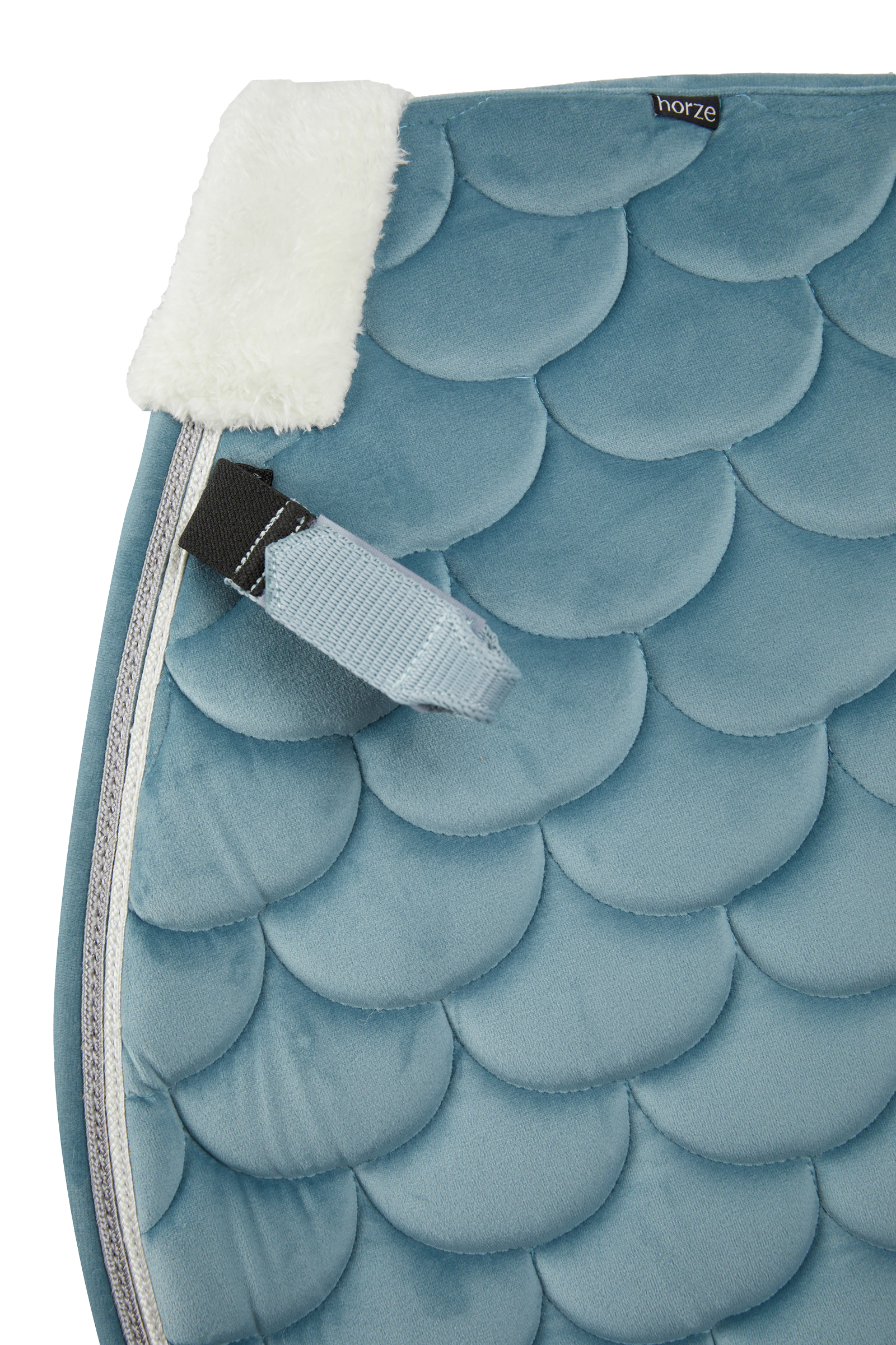 Horze Geneva All Purpose Saddle Pad With Faux Fur 12 Horze Geneva All Purpose Saddle Pad With Faux Fur - Image 10