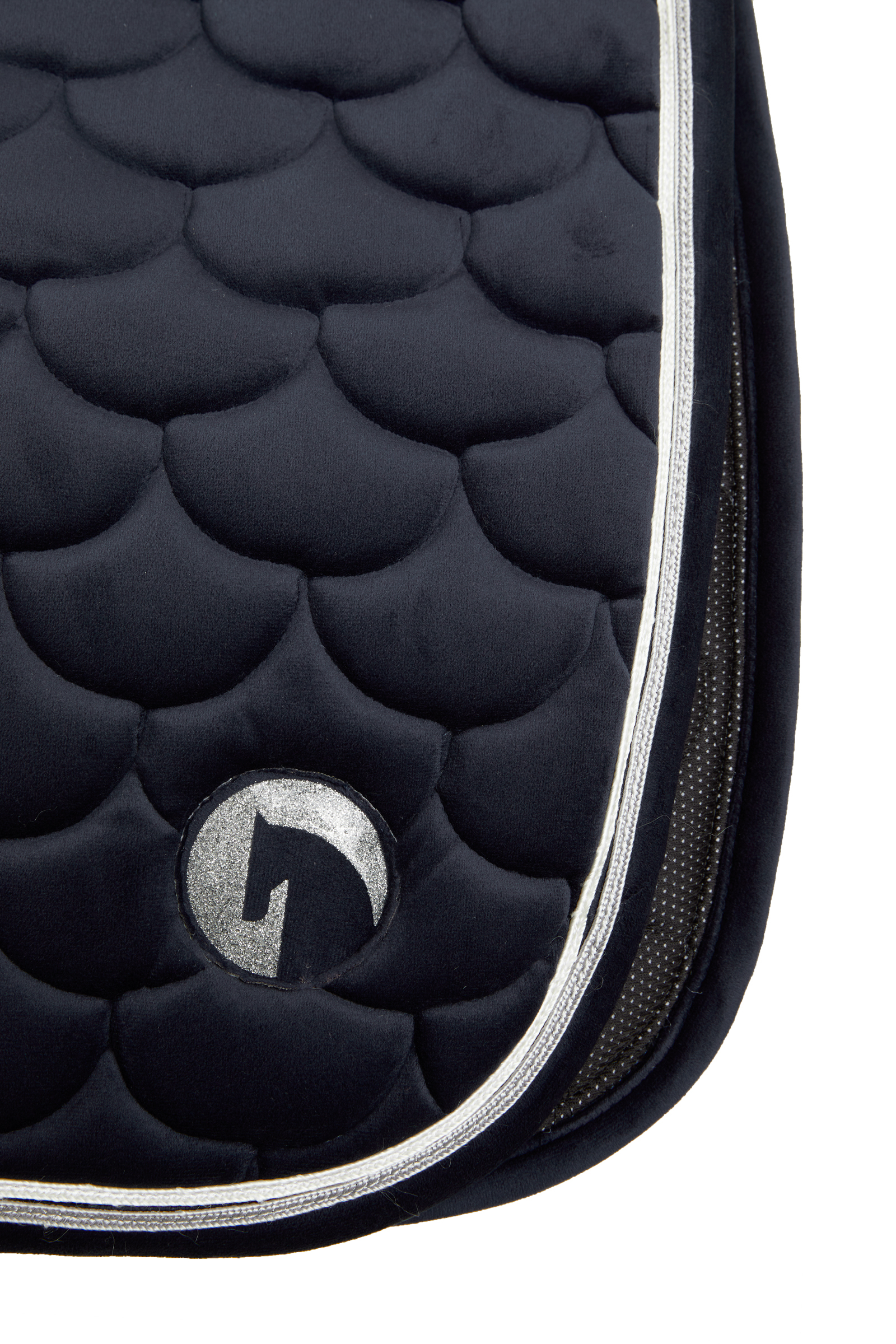 Horze Geneva All Purpose Saddle Pad With Faux Fur 17 Horze Geneva All Purpose Saddle Pad With Faux Fur - Image 15