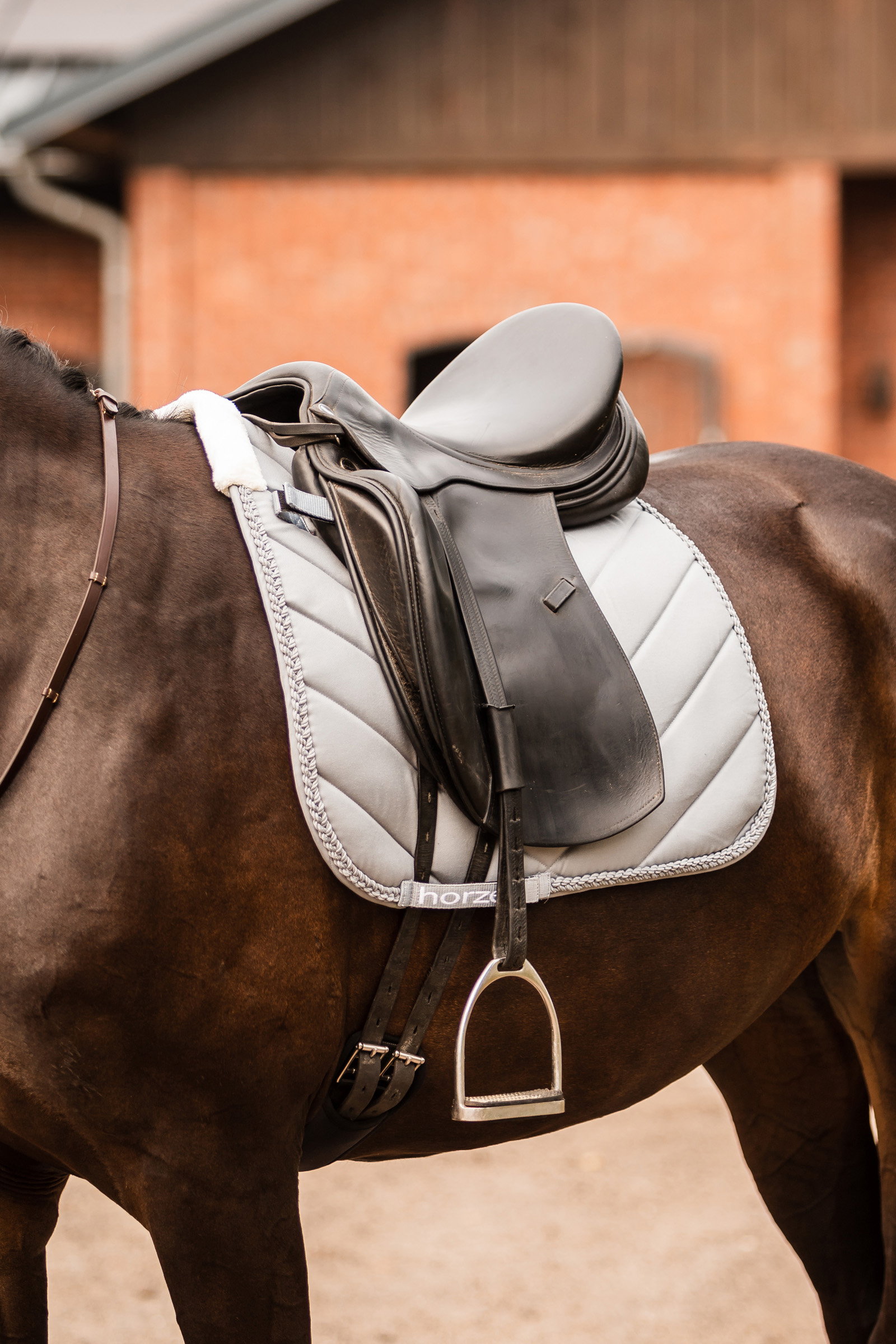 Horze Victoria Dressage Saddle Pad 14 Horze Victoria Dressage Saddle Pad - Image 12