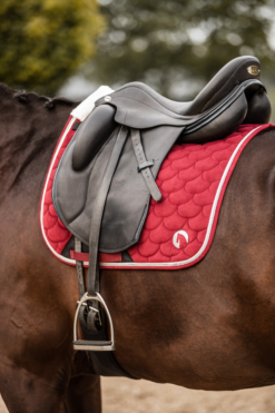 Horze Geneva Dressage Saddle Pad With Faux Fur -Weatherbeeta Store 17436 MWRE 4