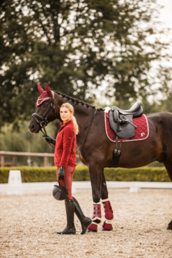 Horze Geneva Dressage Saddle Pad With Faux Fur -Weatherbeeta Store 17436 mwre 05