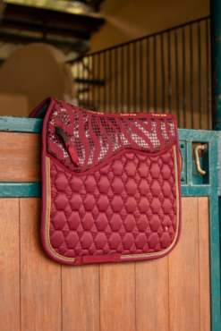 Horze Kenya Dressage Saddle Pad 20 Horze Kenya Dressage Saddle Pad -Weatherbeeta Store 17454 251 06