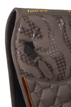 Horze Kenya Dressage Saddle Pad 22 Horze Kenya Dressage Saddle Pad -Weatherbeeta Store 17454 753 02