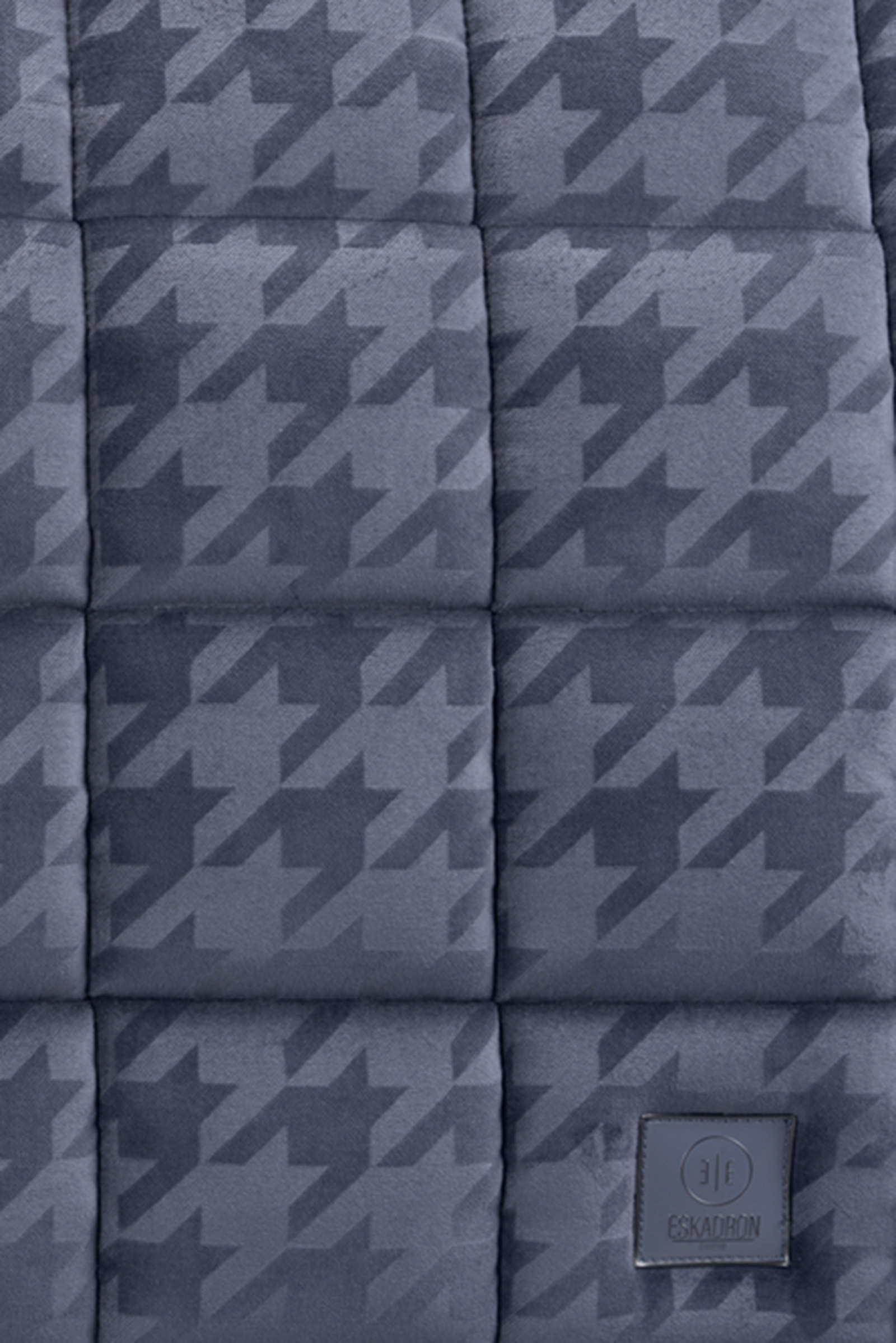 Eskadron Essence 22/23 Velvet Stamp Dressage Saddle Pad 7 Eskadron Essence 22/23 Velvet Stamp Dressage Saddle Pad - Image 5